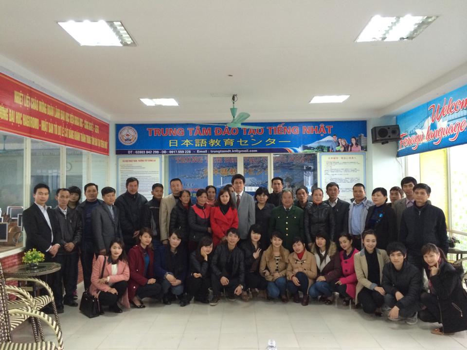 Lãnh đạo các trường đại học tại OSAKA - Nhật Bản thăm và làm việc tại Trường CĐ Kinh tế - Tài chính TN